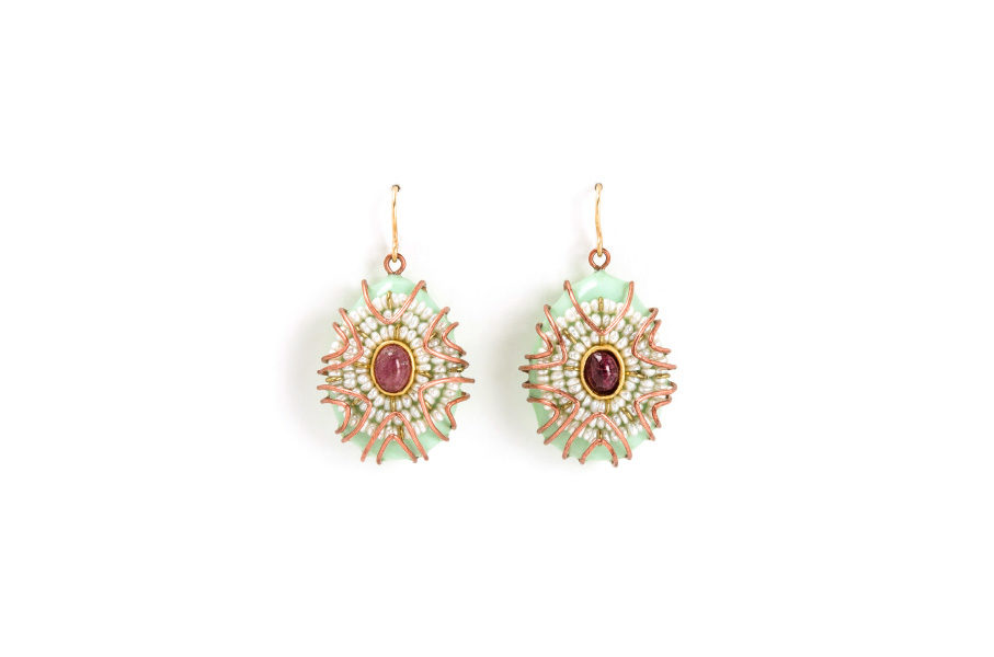 Earrings Centro, one-of-a-kind jewelry made from copper, tourmalines, pearls, gold and gold leaf. By the artist Gian Luca Bartellone of Bodyfurnitures, Italia