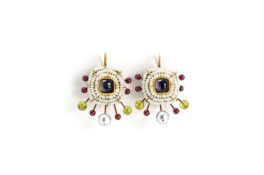 earrings iungo unique jewelry gold copper garnets peridots pearls gian luca bartellone italy