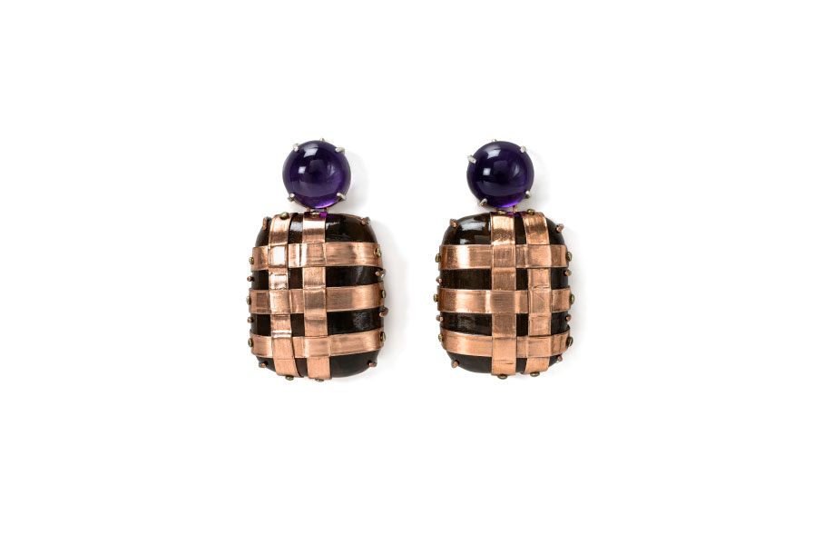Zeitgenössischer Schmuck, Ohrringe „Istos“ mit Kupfer und Amethysten von Gian Luca Bartellone, Bodyfurnitures
