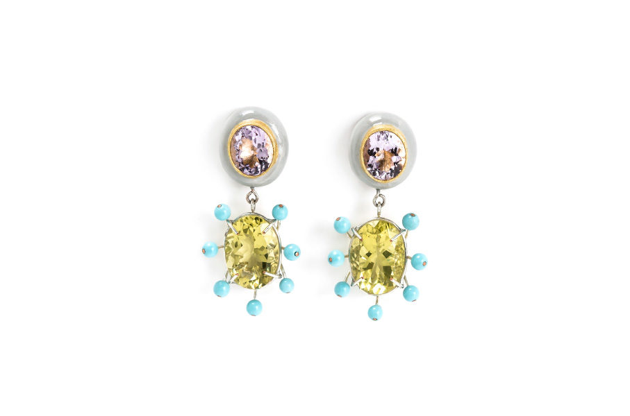 Italian contemporary jewelry: Earrings Imago, 2018, made of papier-mâché, gold 18kt, silver-plated copper, citrines, rose amethysts, turquoise paste, gold leaf 22kt. Handmade one-of-a-kind-jewelry by italian jeweller artist Gian Luca Bartellone, Bodyfurnitures. Discover him at Irene Belfi Gallery, Milano.