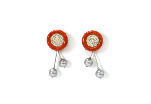 Contemporary earrings in red with gold, silver and pearls by Gian Luca Bartellone Bodyfurnitures